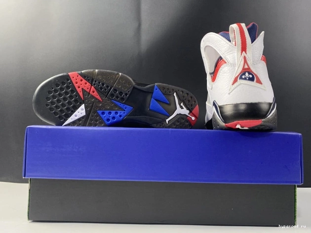 7 Air Jordan CZ0789-105 PSG 1021